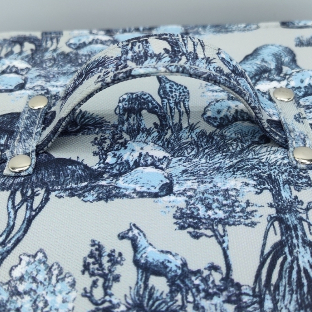 NEW DIOR "Around the World" Vanity/ Train Case/ Travel Organizer - Picture 9 of 16